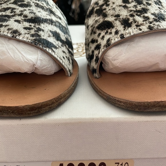 Ancient Greek Sandals - Picture 3 of 9